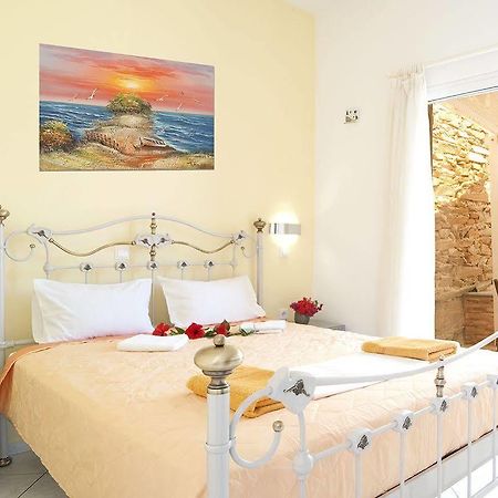 Pelagos Hotel - Apartments Íosz Kültér fotó
